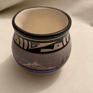 Vintage Signed Native American Indian mini 3” painted Pottery pot trinket bowl
